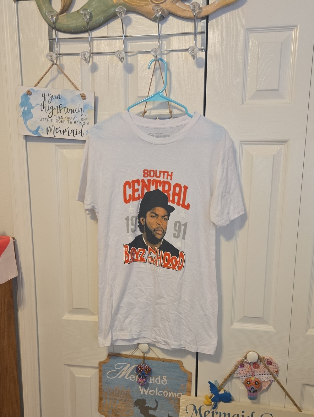 White 'South Central' Graphic Short-Sleeve Tee